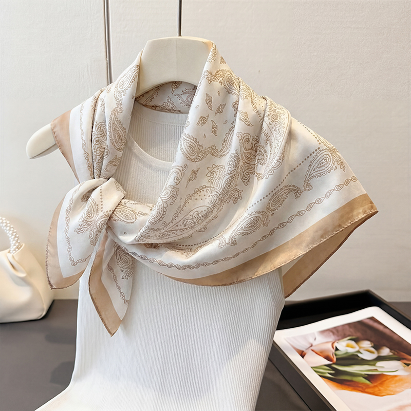 Vintage Beżowa Apaszka Kwadrat – Scarf Silk Square recenzja i cena